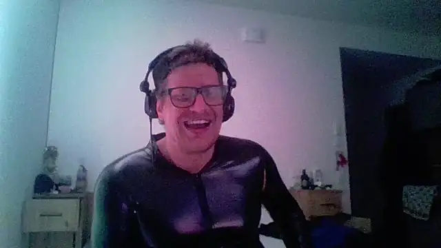 Bigthroaterboyのウェブカメラショー