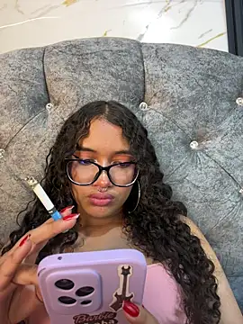 Chat +18 de Bunny_fire ao vivo