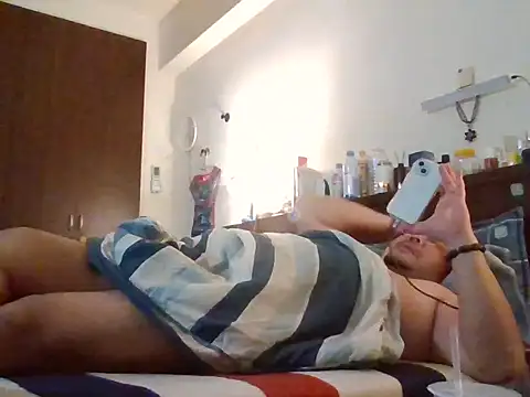 ilove90123 在線直播表演