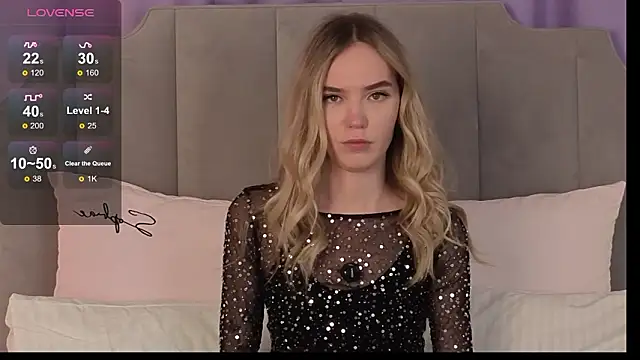 NikkiRyxのウェブカメラショー