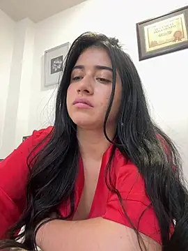 Chat +18 de KallyMyller1 ao vivo