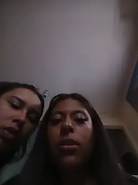 Chatroom XXX en direct de Konnyydesire