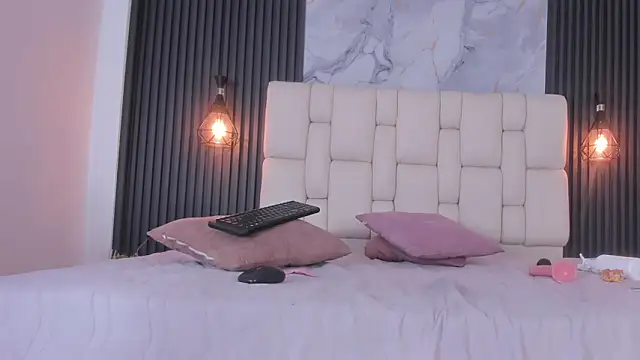 antonelasc: онлайн-секс-чат