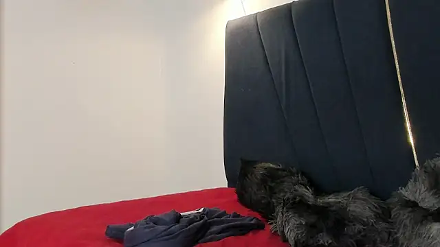 Pokazy przed kamerką – kleiver_cum18