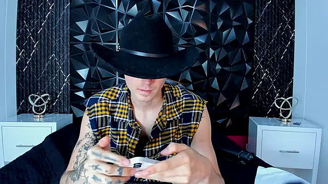 SpaceBoy1: απευθείας συνομιλία ΧΧΧ