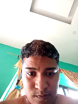 SquarishSoak Webcamshow