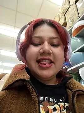 Playprimrose17's Live XXX Chat