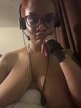 nickytheehawtie's Live XXX Chat