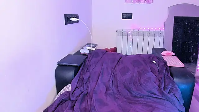 tenebris Adlı Modelin Web Kamerası Şovu