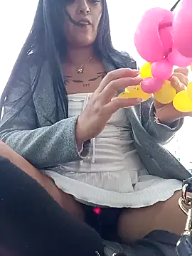 LunaHot_777 Adlı Modelin Canlı XXX Sohbeti