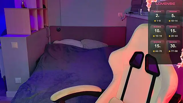 Онлайн чат XXX Caeliaa