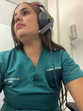 Noa_Harper- Adlı Modelin Canlı XXX Sohbeti