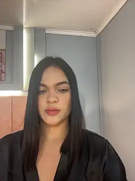 Bella-Ferrer Adlı Modelin Canlı XXX Sohbeti