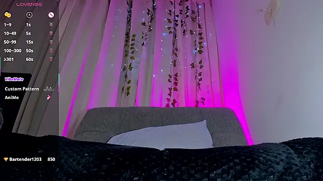 ADELINA_CONTE Adlı Modelin Canlı XXX Sohbeti