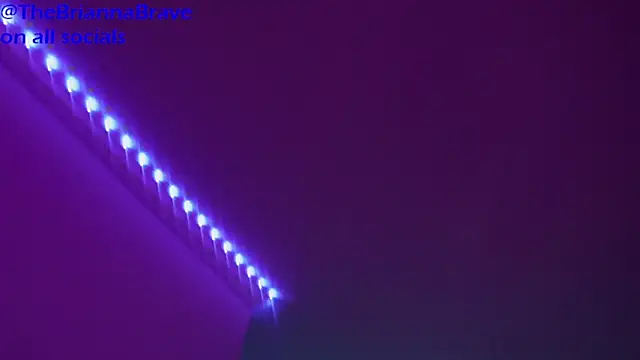 BriannaBrave Live XXX Chat