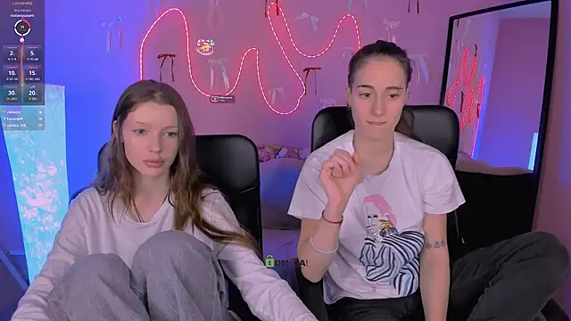 khloebeauty Adlı Modelin Canlı XXX Sohbeti