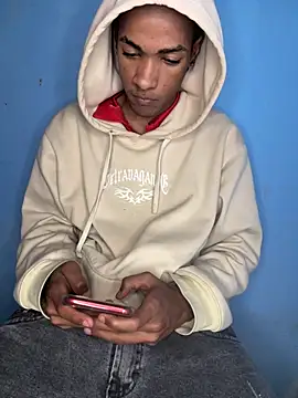 mondacuo3000 Webcam Show