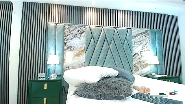 cintya_evans' Live XXX Chat