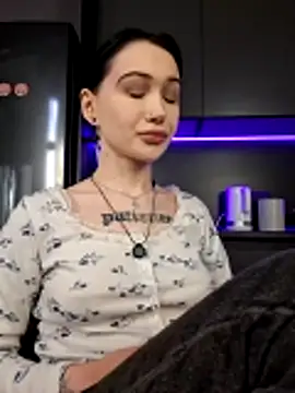 Chat +18 de Heather_Ivy ao vivo