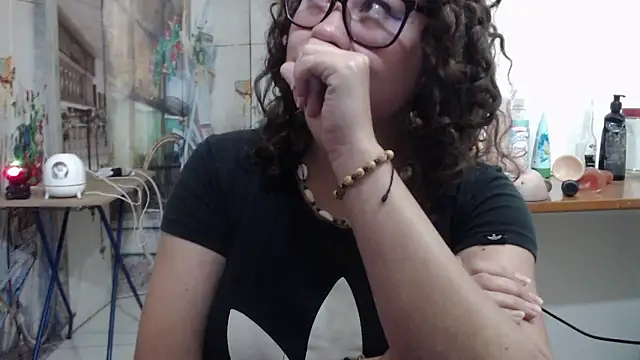 Chat +18 de curly_greeneyed ao vivo