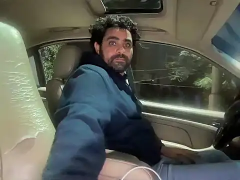 Chatroom XXX en direct de RoyalPharaoh