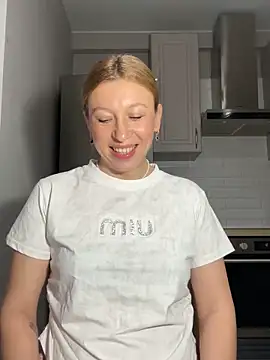 Kittie_Valentine's Live XXX Chat