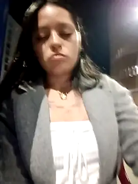 LunaHot_777 Chat XXX live