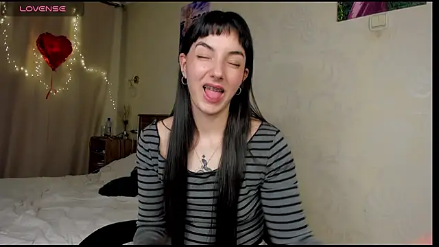 AishaGold লাইভ XXX চ্যাট