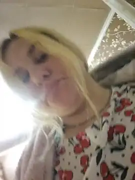 Chat XXX en directo de LianaJu