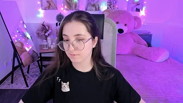 VirtuallVoyant Live XXX-chat