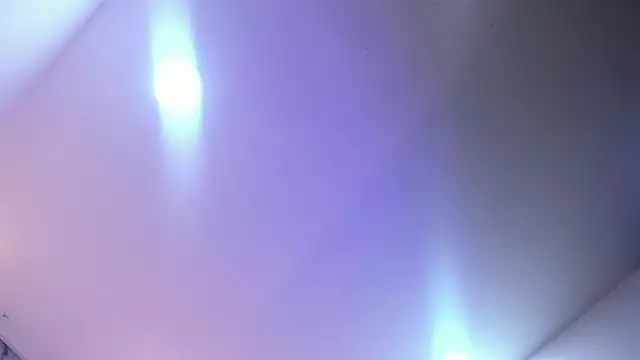 Nahomii__Doll Adlı Modelin Canlı XXX Sohbeti