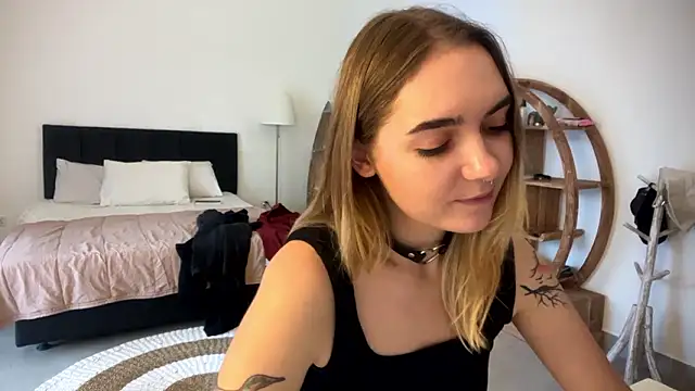 Вебкам-шоу RoxyWet