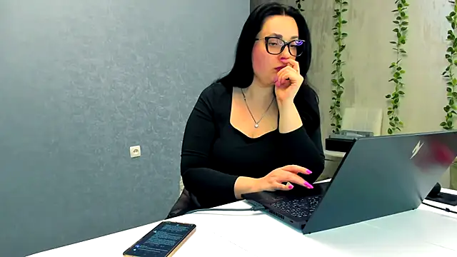 Yesss_Lilith Chat XXX in diretta