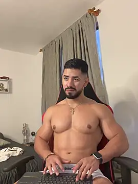 Chat XXX ao vivo de Ezzio_Scolaro