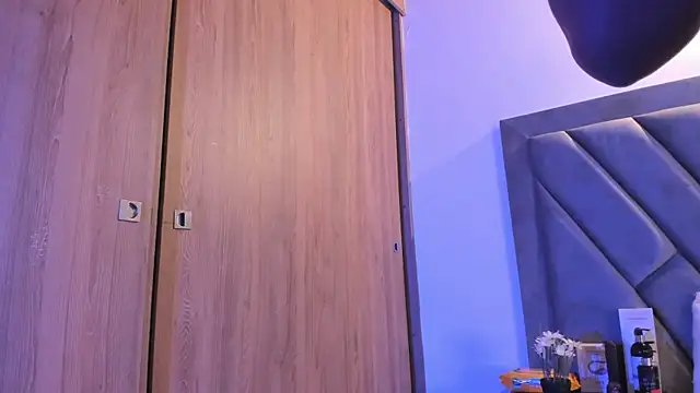 brenda_nova18's Live XXX Chat