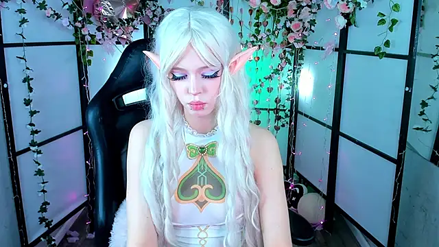 AluweMeow Chat XXX in diretta