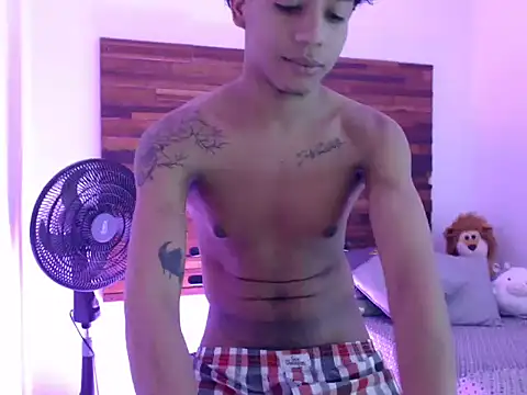 Webkamerová show 777__dmz__