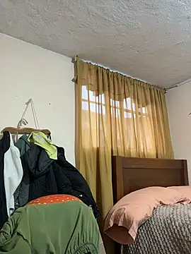 latinfemale: απευθείας συνομιλία ΧΧΧ