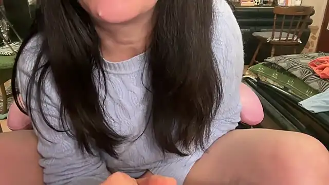 Lunamilly27 网络视讯表演