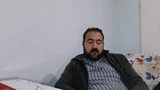 Chat +18 de mio_jaks ao vivo