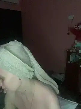 Flossy_Vettie: онлайн-секс-чат