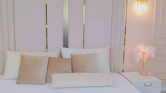 MarybethSnow Chat XXX live