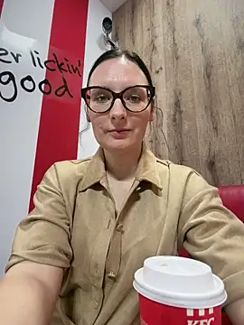 The_Snowwhitee – Naživo XXX chat