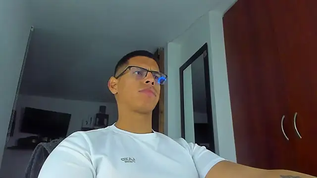 Chatroom XXX en direct de _John_Boy_