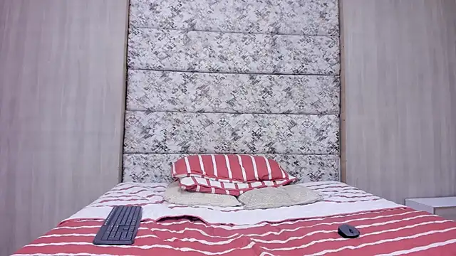 frank_jhonsson's Live XXX Chat