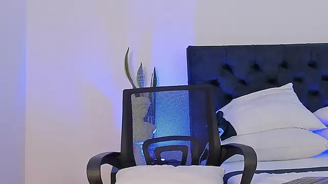 Marcus_Moreno Adlı Modelin Canlı XXX Sohbeti