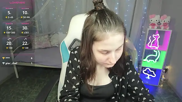 KiraDuvall 现场XXX聊天