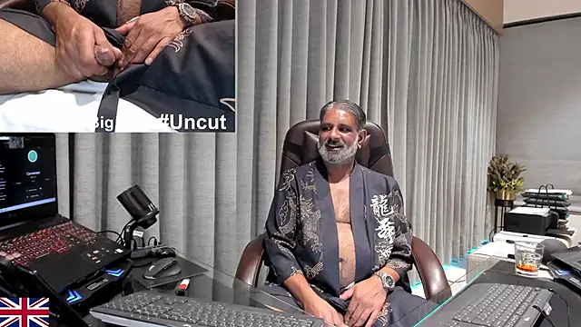 Živý XXX chat OnlineBossUK