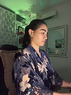 Онлайн чат XXX ZarahEvans