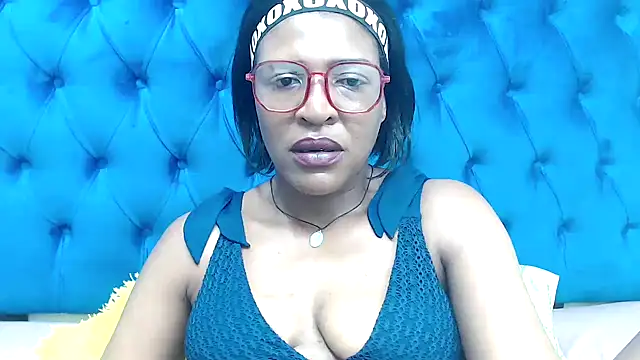 Онлайн чат XXX SpicyQueenxxxx